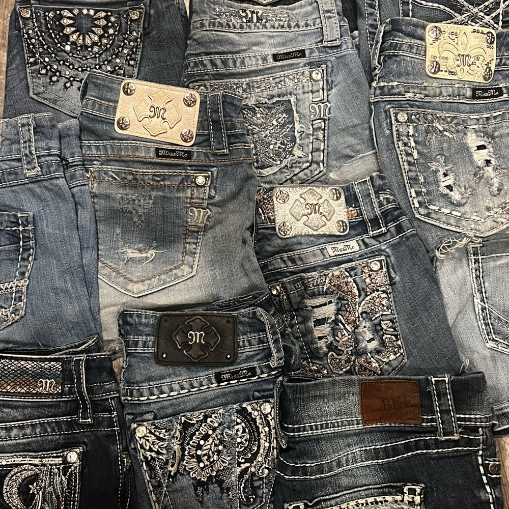 Not for sale Miss Me & BKE Cut off shorts - Picture 6 of 11